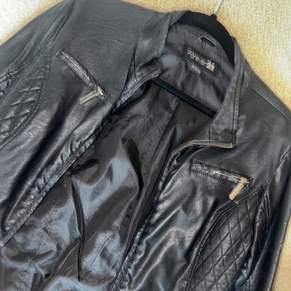 Forever 21 Black Leather Moto Jacket - Picture 2 of 4